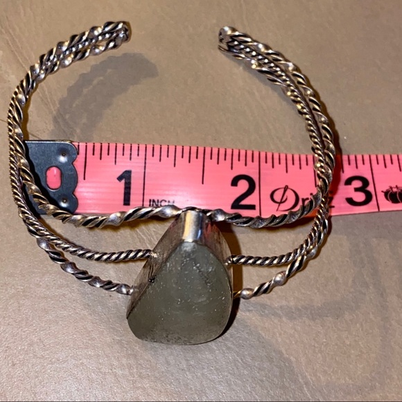 Green Amazonite handcrafted statement cuff - Picture 3 of 4